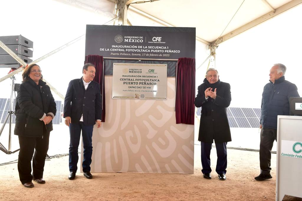 Inauguración de la Central Fotovoltaica Puerto Peñasco con integrantes del gabienete del Presidente López Obrador.